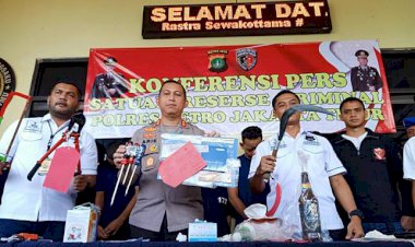 Polisi Ungkap Penodong Bersenjata di Pasar Gembrong Incar WNA