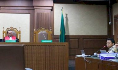 Rommy Marah Dengan Sepupunya Sambil Gebrak Meja di Persidangan