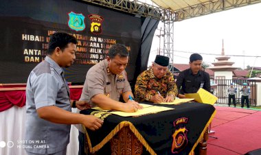 Pemkab Tanjabbar Hibahkan BMD kepada Polda Jambi dan Polres Tanjab Barat