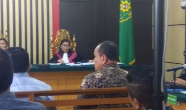 Begini Cara Khusnidar Serahkan Duit Rp100 Juta ke Hilalatil Badri di Jambi