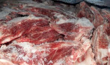 Satgas Pangan Jambi Temukan Daging Beku Dijual di Pasar Angsoduo