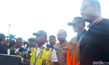 Beda Pendapat Antara Menteri Basuki dan Anies soal Normalisasi Ciliwung