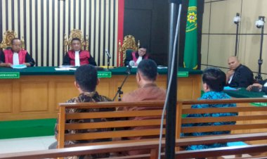Tiga Mantan Dewan Provinsi Ini Kompak Minta Keringanan Hukum