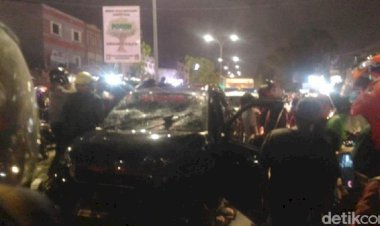 Pria Ini Tabrak Puluhan Pengendara Motor di Makassar Hingga Jadi Bulan-bulanan Massa