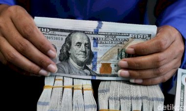 Lapor Pak Jokowi! Rupiah Kini Anjlok Rp16.500