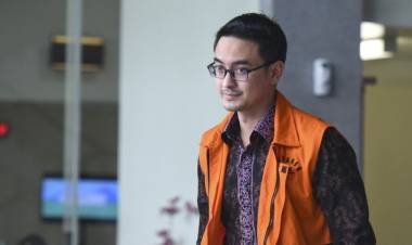 KPK Periksa Pimpinan DPRD Jambi Sebagai Saksi Gratifikasi Zumi  Zola