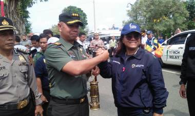 Tiba di Rumah Dinas, Api Obor akan Dibawa ke Kantor Gubernur Jambi