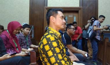 Uang Korupsi Zumi Zola Dibelikan Boneka Marvel Senilai Rp52 Juta 