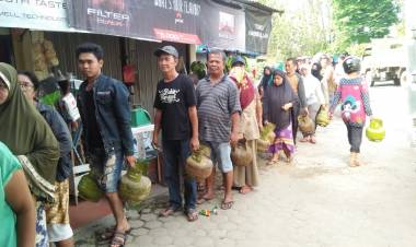 Sulit DapatKan Gas 3 Kg, Warga Jambi Minta Pemerintah Bertindak