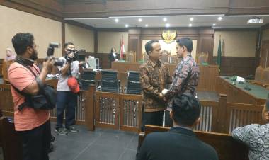 SIDANG ZUMI ZOLA: Diminta Fee Proyek 2016, Dodi: Sudah Habis di 2015