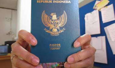 Warga Palembang Keluhkan Pengurusan Paspor Online, Biaya Calo Pun Semakin Mahal