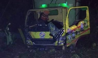 Lagi, Hampir Nabrak Warga Batanghari Truk Batubara Dikejar Massa Hingga ke Mapolsek