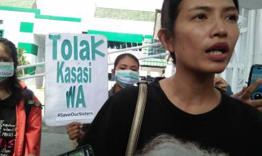 Tolak Kasasi, Aktivis Perempuan Ini Minta Kejati Pertimbangkan Umur WA