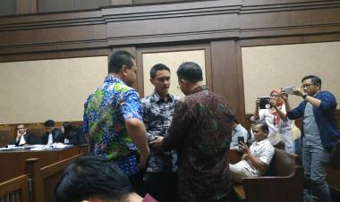 JPU KPK Beberkan Sadapan Percakapan Zumi Zola & Erwan Malik di Persidangan, Ini Pembicaraannya 