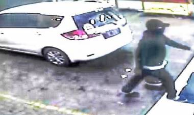 Teror Minimarket di Semarang Semakin Menakutkan, Kali Ini Indomaret jadi Korban