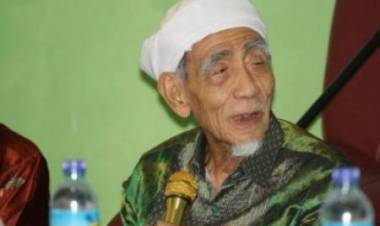 Usai Sandiaga, Giliran Prabowo Geruduk Basis Jokowi di Jawa Tengah