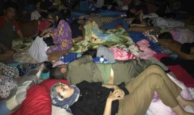 Pasca Gempa & Tsunami Wakil Walikota Palu Pasha Ungu dan Istri Ngungsi di Luar Tenda Darurat 