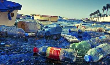 Ada 700 Merek Samplah Plastik Ditemukan di Pantai Indonesia, Ini Rinciannya