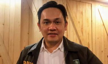 Datangi Polda Metro Jaya, Farhat Pertanyakan Jadwal Pemeriksaan Prabowo Cs 