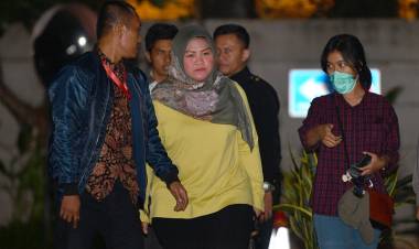 Tersangka OTT Kabupaten Bekasi Akui Terima Suap Perizinan Meikarta