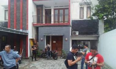 Ngeri! Mayat Ditemukan Tewas Dalam Lemari