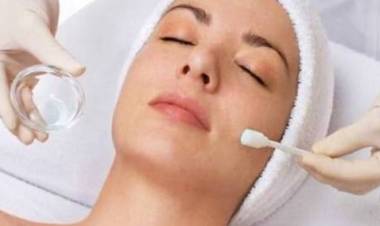 Ini yang Wajib Diperhatikan Penggunaan "Skin Care" Bagi Wajah Berjerawat