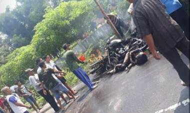 Adu Kambing, Dua Pengendara Motor Terbakar di TKP