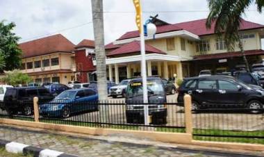 Terkait Uang Jaga TKS RSUD Belum Dibayar, Dirut dan Kadis Saling Pimpong Jawaban!