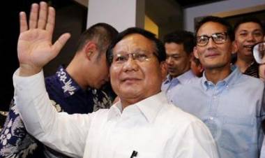 Kumpul di Rumah Oma, Prabowo Ucapkan Selamat Natal Kepada Umat Kristiani