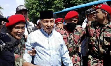 Meski Terlambat, Tiba di Tablig PA 212 Amien Rais Diburu Peserta untuk Selfie