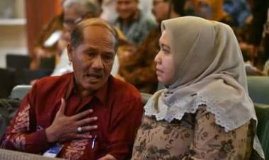 Usai Dibedah, Bupati Muarojambi Serahkan Kunci 