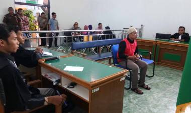 Derai Tangis Ketika Hakim Riau Vonis Mati Tiga Pengedar 55 Kilogram Sabu-Sabu