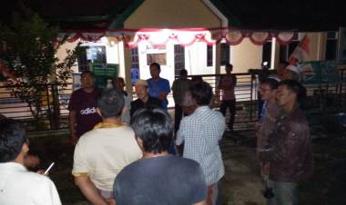 Kantor Kades Lubuk Tenam Bungo Jambi Disegel, Warga Tuntut Mundur Rio