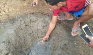 Sumur Warga Bergelembung Pasca Semburan Lumpur Gas 