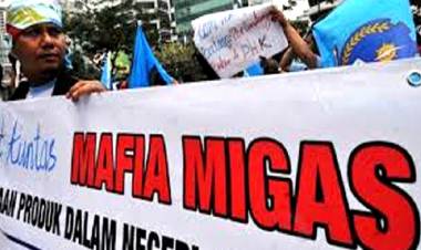 Petral Dibubarkan, Pertamina Didesak Klarifikasi Soal Mafia Migas