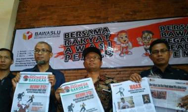 Kecewa Terhadap Bawaslu Terkait Tabloid Indonesia Barokah, BPD Prabowo-Sandi Bakar Sendiri