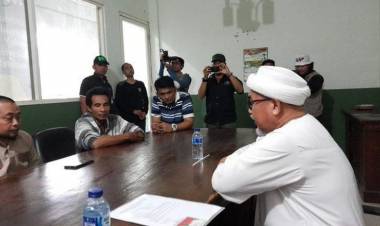 Giliran Bekas Ketum FPI Mundur, PBB Sebut Tak Masalah