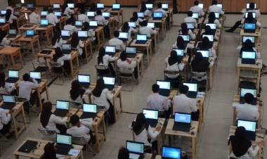 Guru Honorer Minta Pemerintah Laksanakan Putusan MA