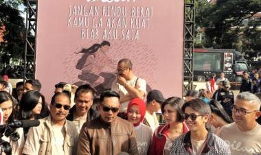 Resmikan Sudut Dilan, Ridwan Kamil Sebut Perayaan Hari Dilan