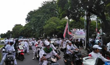 Dua Kubu Demo, Ketua KPU Minta Tidak Langgar Aturan 