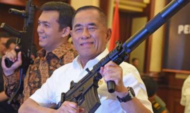 Resah Soal Kafir, Menhan: Kalau Ada yang Bilang Kafir, Saya Tempeleng