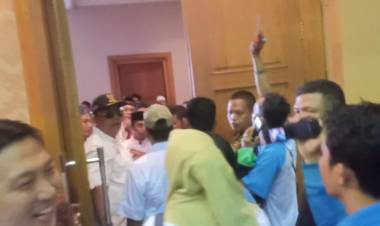 Gerindra Terpecah-belah, Prabowo ke Jambi Sebagian Kadernya Dilarang Ikuti Acara