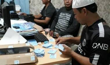 Kebut 7.500 KTP Siap Cetak Jelang Pilpres, Disdukcapil Sarolangun Lembur