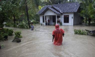 Tanggul Jebol Paksa 344 Warga Kulonprogo Mengungsi