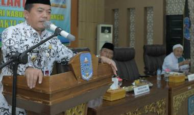Lantik Pengurus PGRI Merangin 2019-2024, Bupati Merangin: PGRI Harus Solid dan Maju