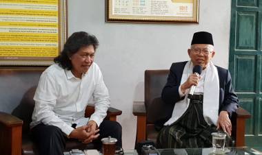 Cak Nun: "People Power" Itu Zaman Suharto, Tujuan Sekarang Hanya Ingin Jadi Menteri