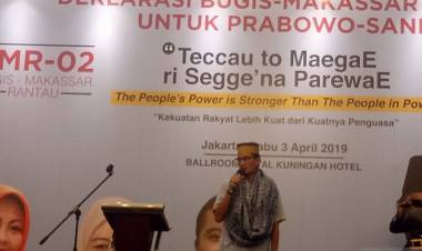 Daeng Sandi Pakai Songkok Sultan Hasanudin Jumpa Saudagar Bugis