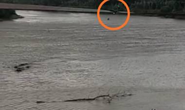 Ini Video Detik-detik Warga Bungo Jatuh dari Jembatan Gantung ke Sungai