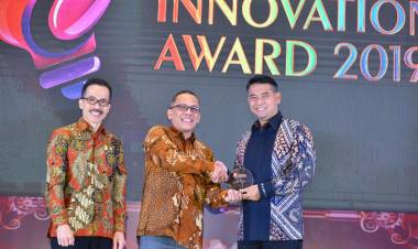Berinovasi Program Kampung Bantar, Walikota Fasha Terima Indonesia Innovation Award 2019