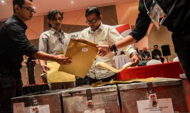 Ketua PPK Bintim "Menghilang" Saat Rekapitulasi Suara Kabupaten Bintan